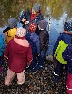 Geheimnisvolle Spuren im Winter